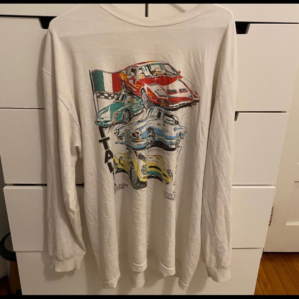 Brandy Melville Italy long sleeve